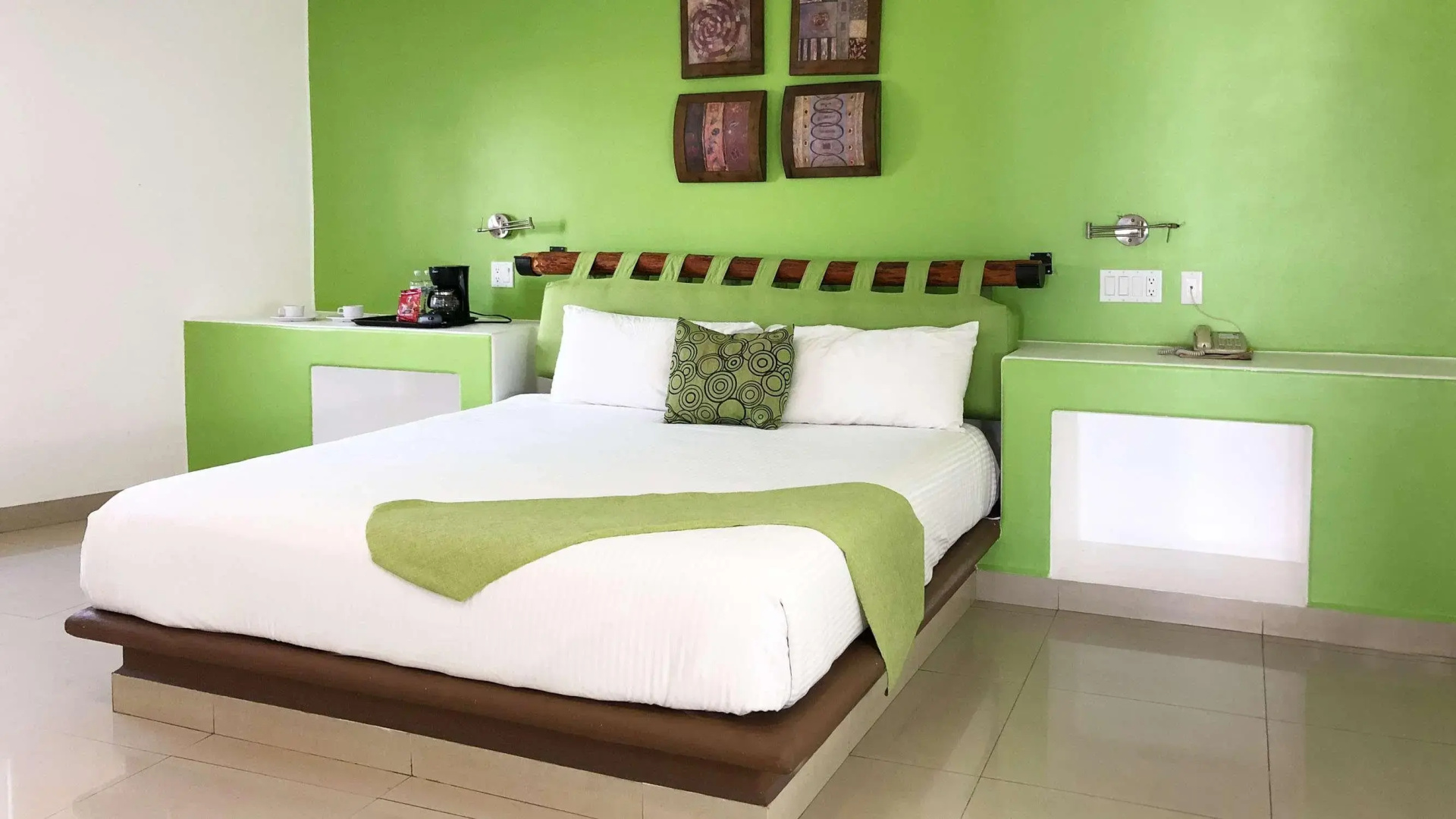 Foto - Seven Crown Express & Suites by Kavia