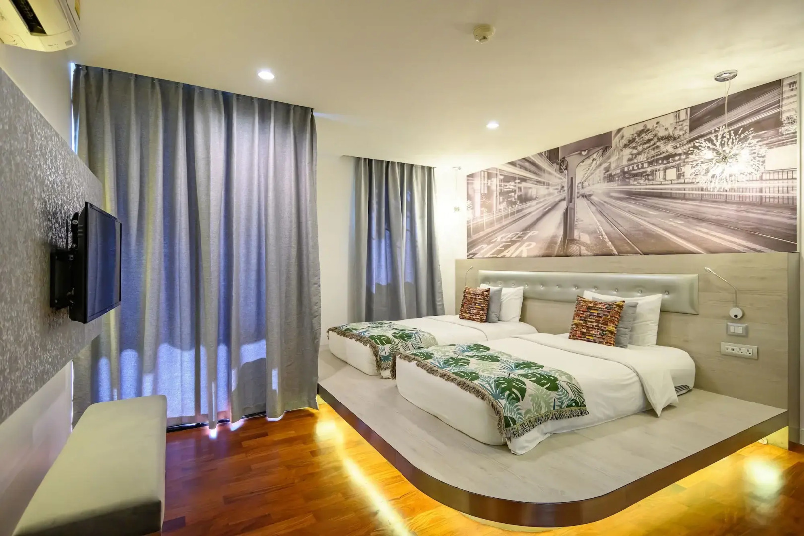 Foto - Benviar Tonson Residence