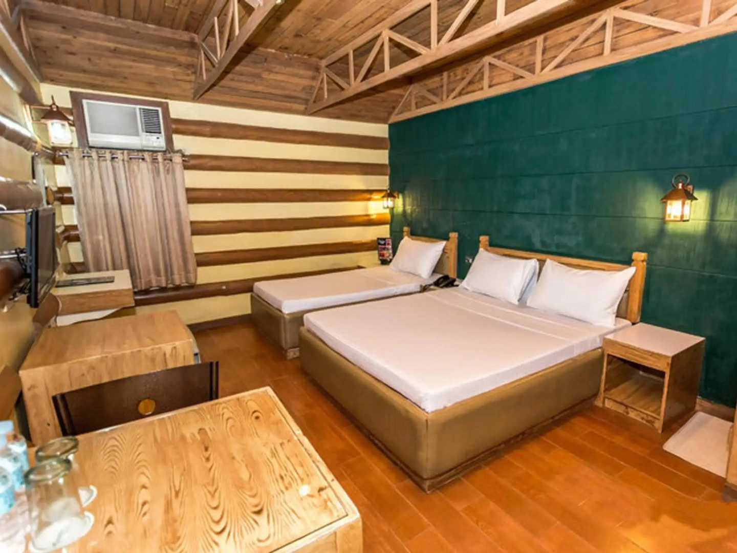 Photo - Urban Travellers Hotel