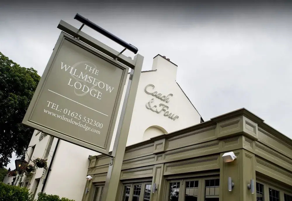 Photo - Wilmslow Lodge