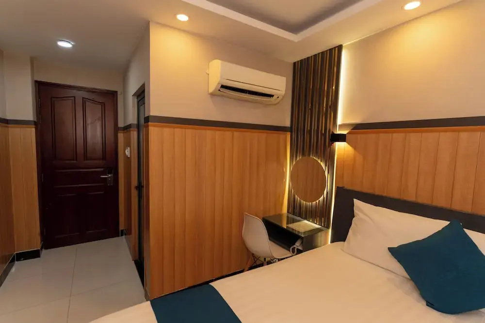 Photo - Prince Hotel