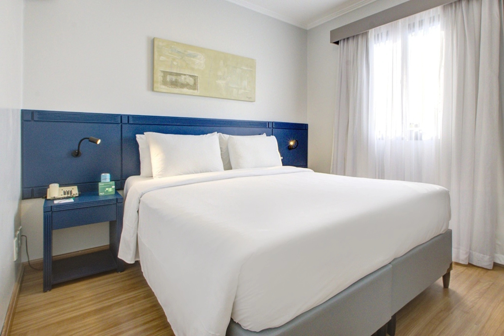 Photo - Quality Suites Vila Olimpia