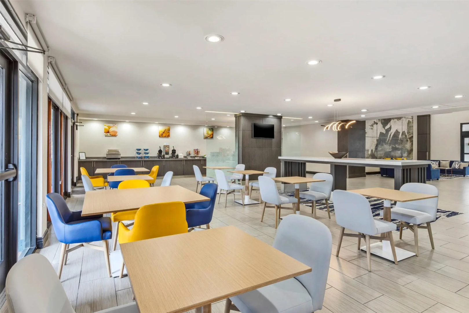 Photo - Comfort Inn & Suites Irving Las Colinas DFW