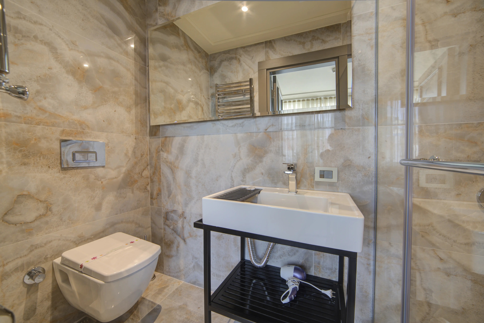 Photo - Taksim Premium Hotel