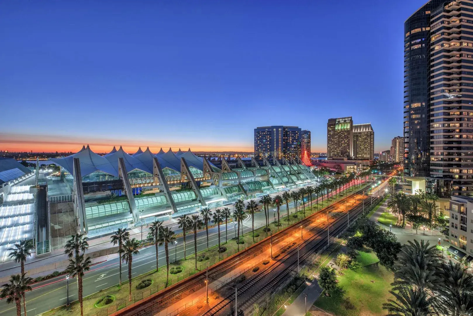 Photo - Hilton San Diego Gaslamp Quarter