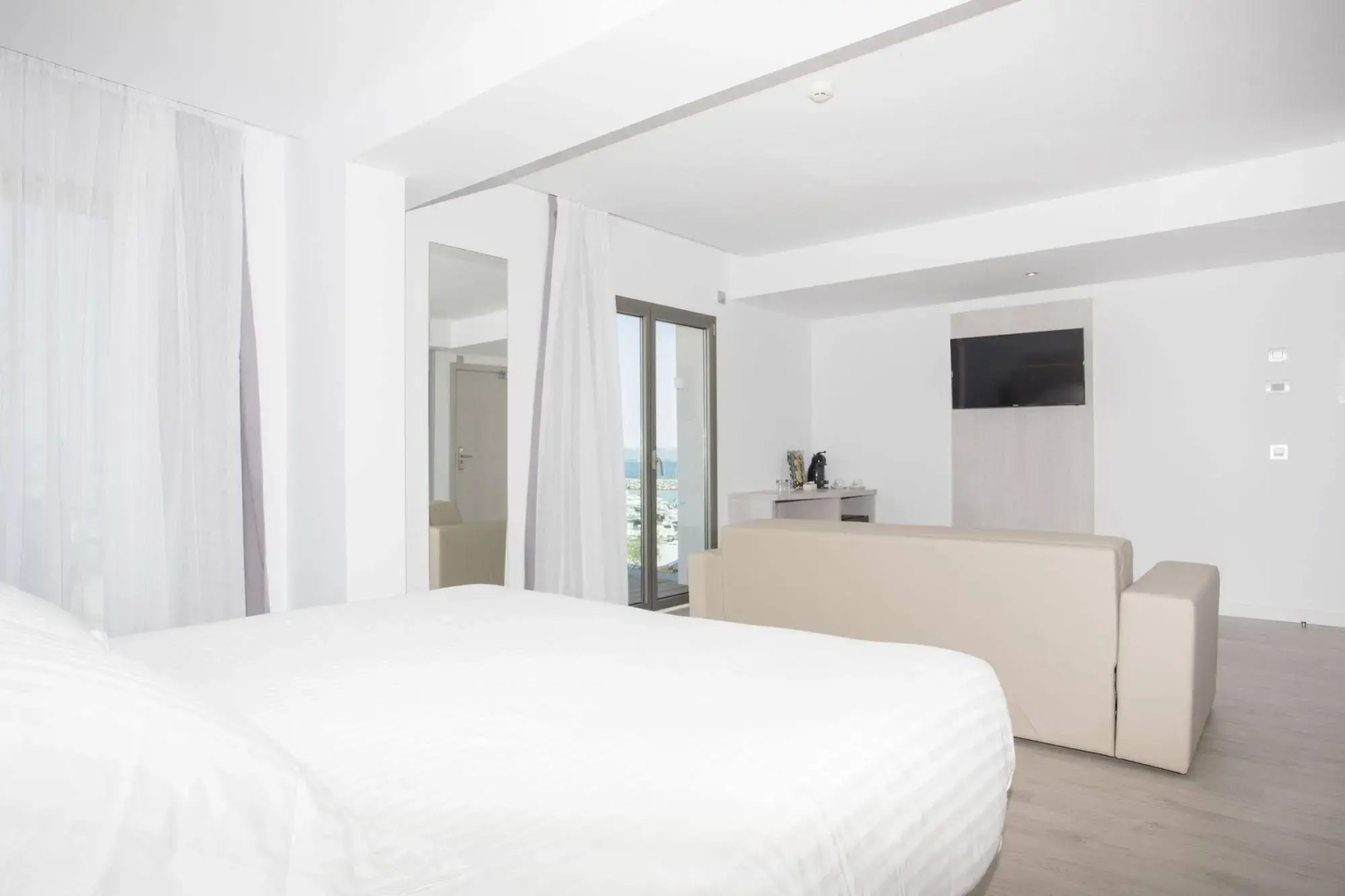 Foto - Llaut Boutique Hotel