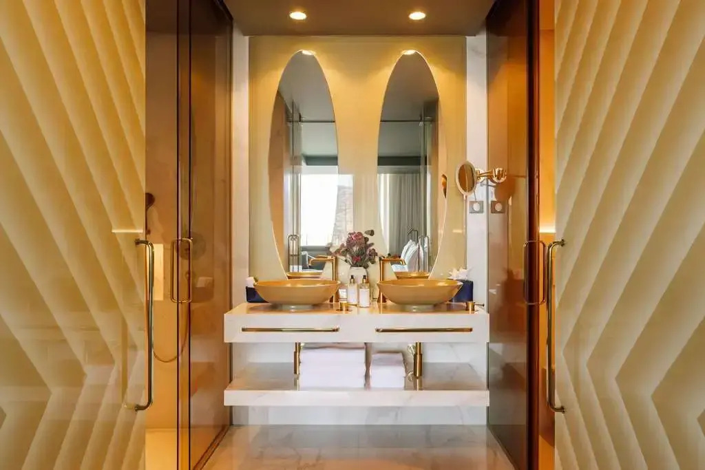 Photo - The Reserve - within Savoy Palace - The Leading Hotels of the World