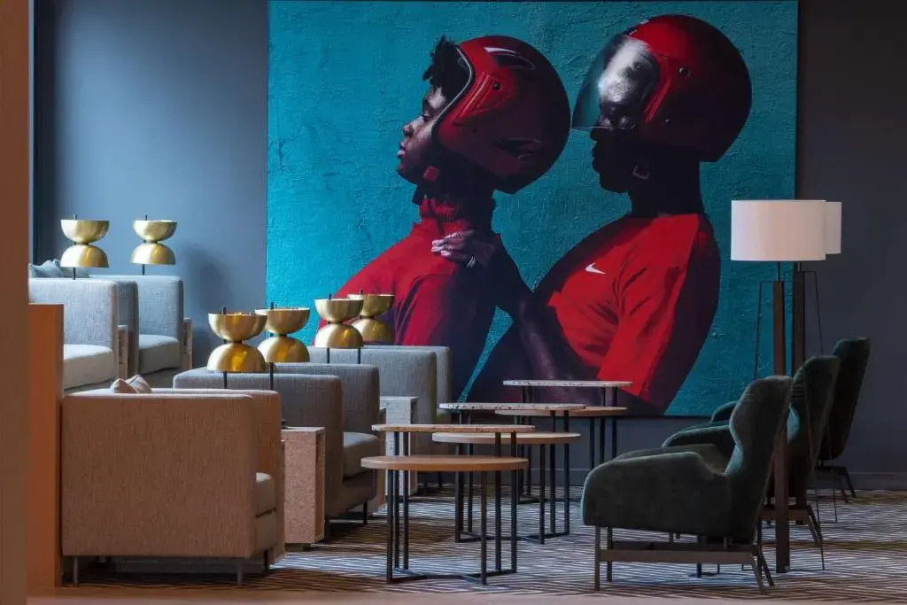 Photo - Radisson RED Hotel Johannesburg Rosebank