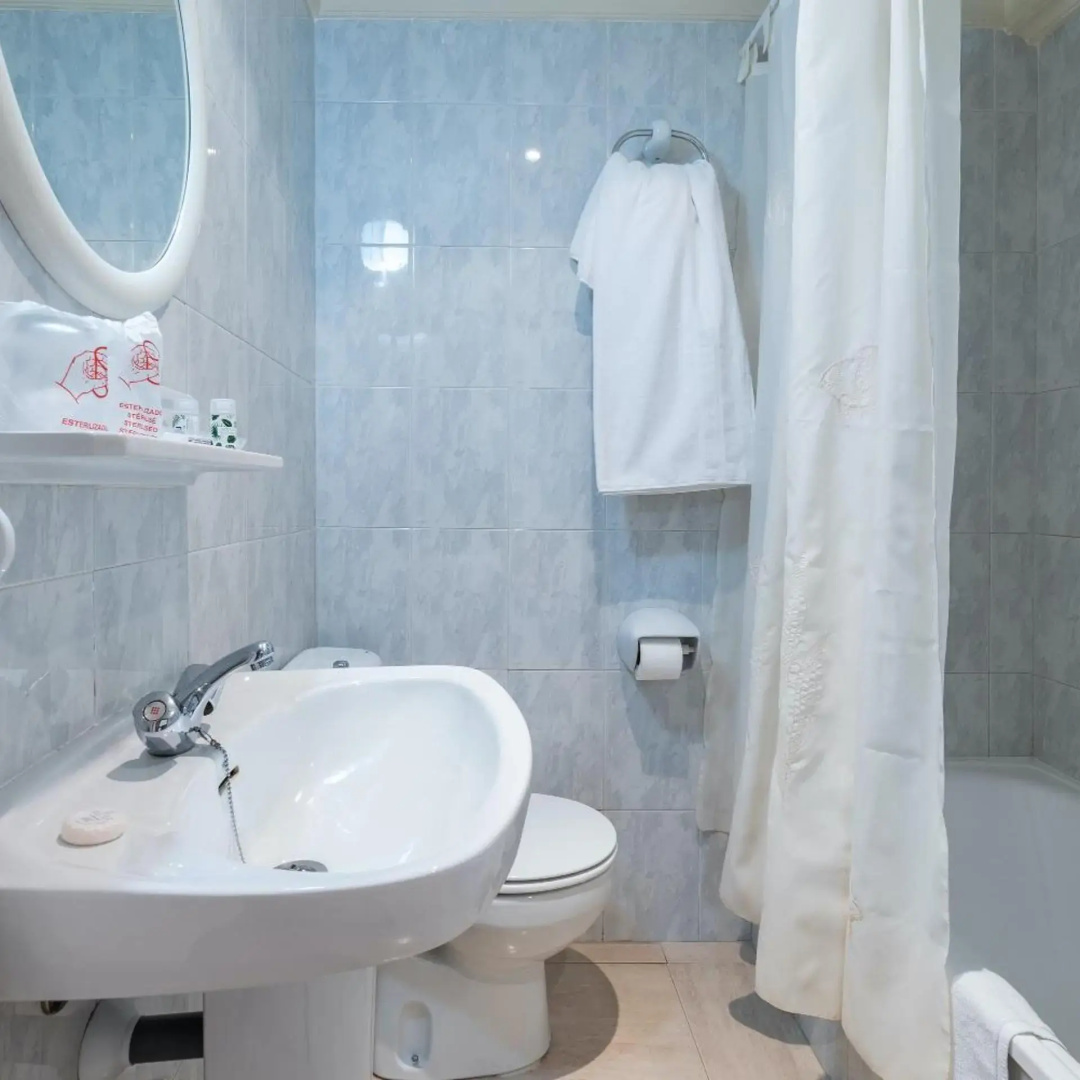 Photo - Hotel Canadá