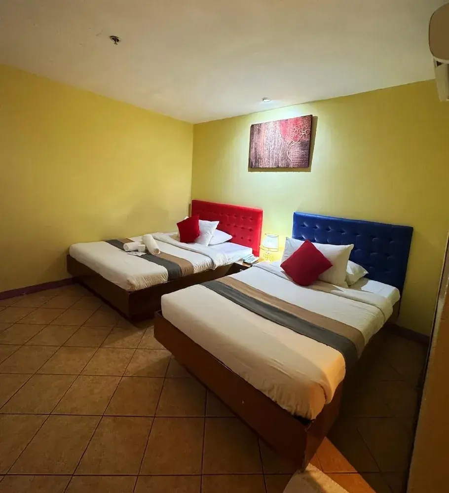 Foto - Comfy Inn Mabini Manila