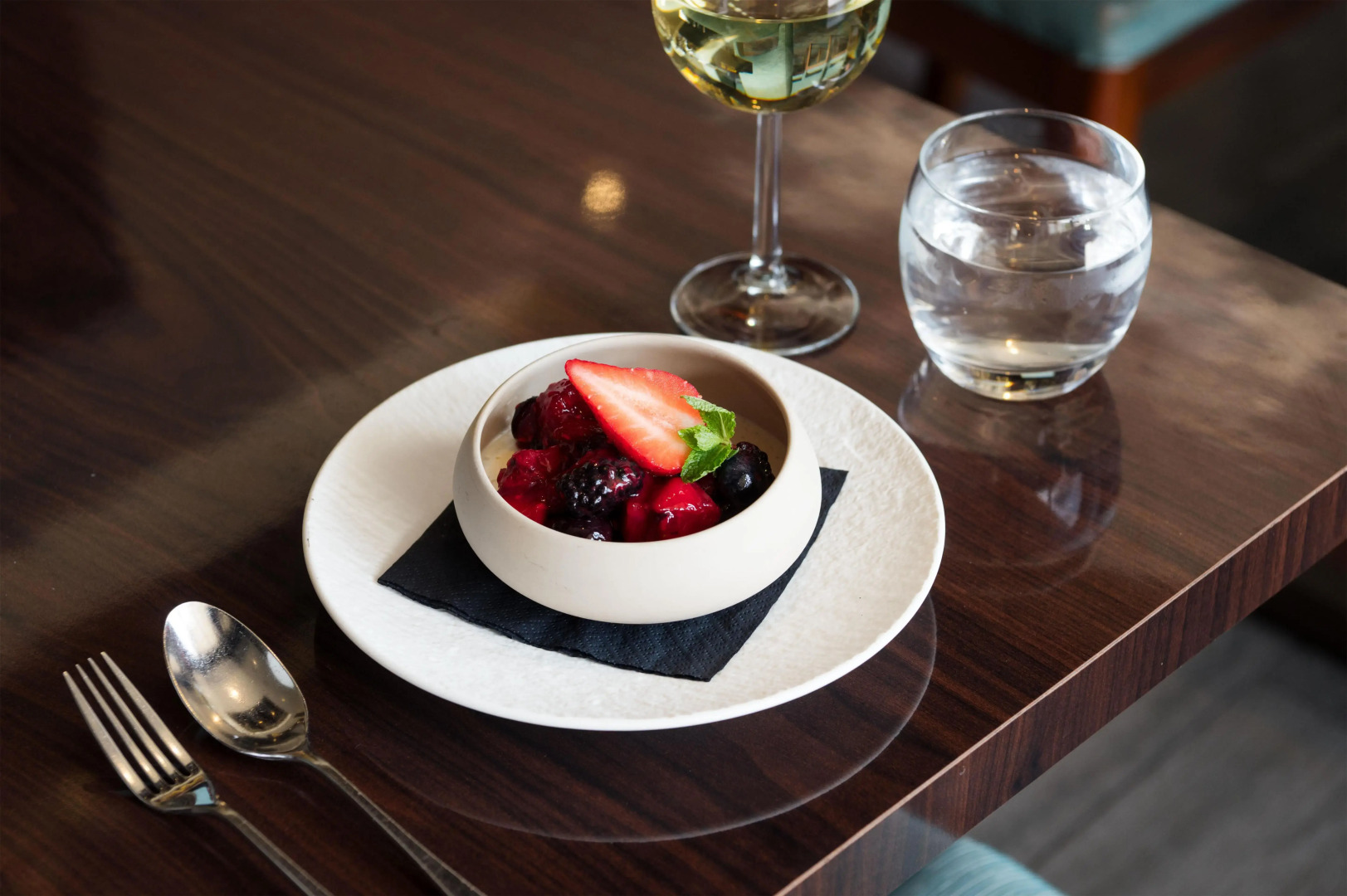 Photo - Radisson Blu Hotel, London Heathrow