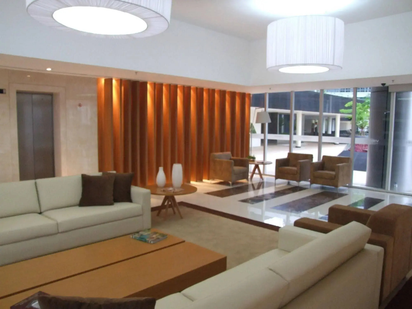 Foto - Hplus Vision Executive