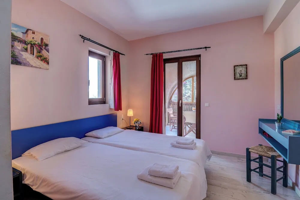 Crete Essence Villas – Lagkada