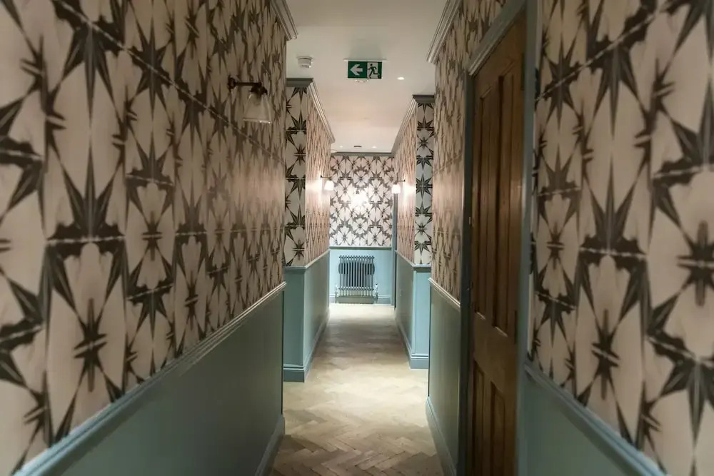 Photo - The Knight Of Nottinghill