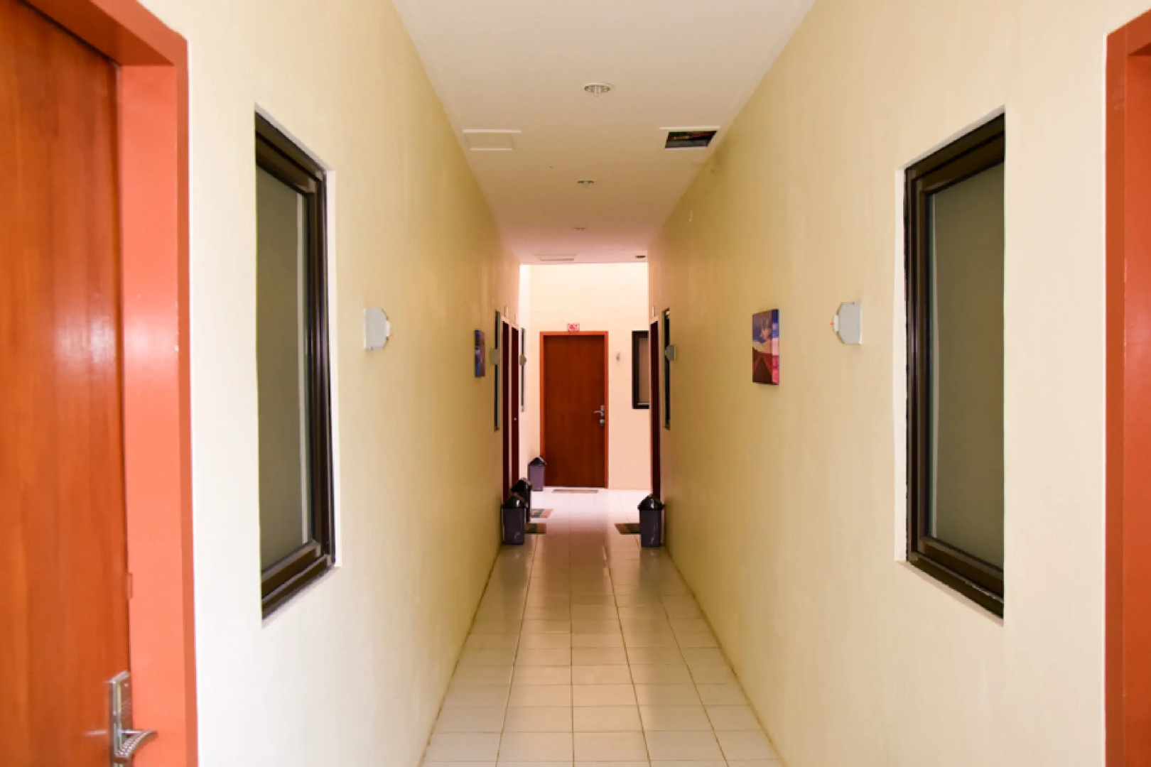 Photo - RedDoorz Plus near Ciputra World Kuningan 2