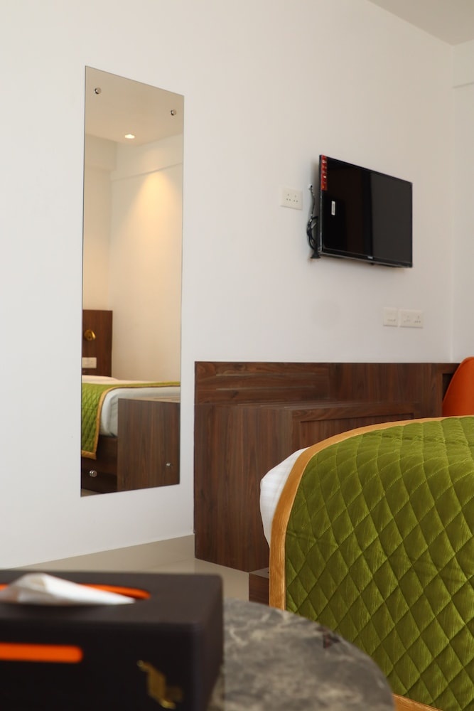 Hotel Seven Lights