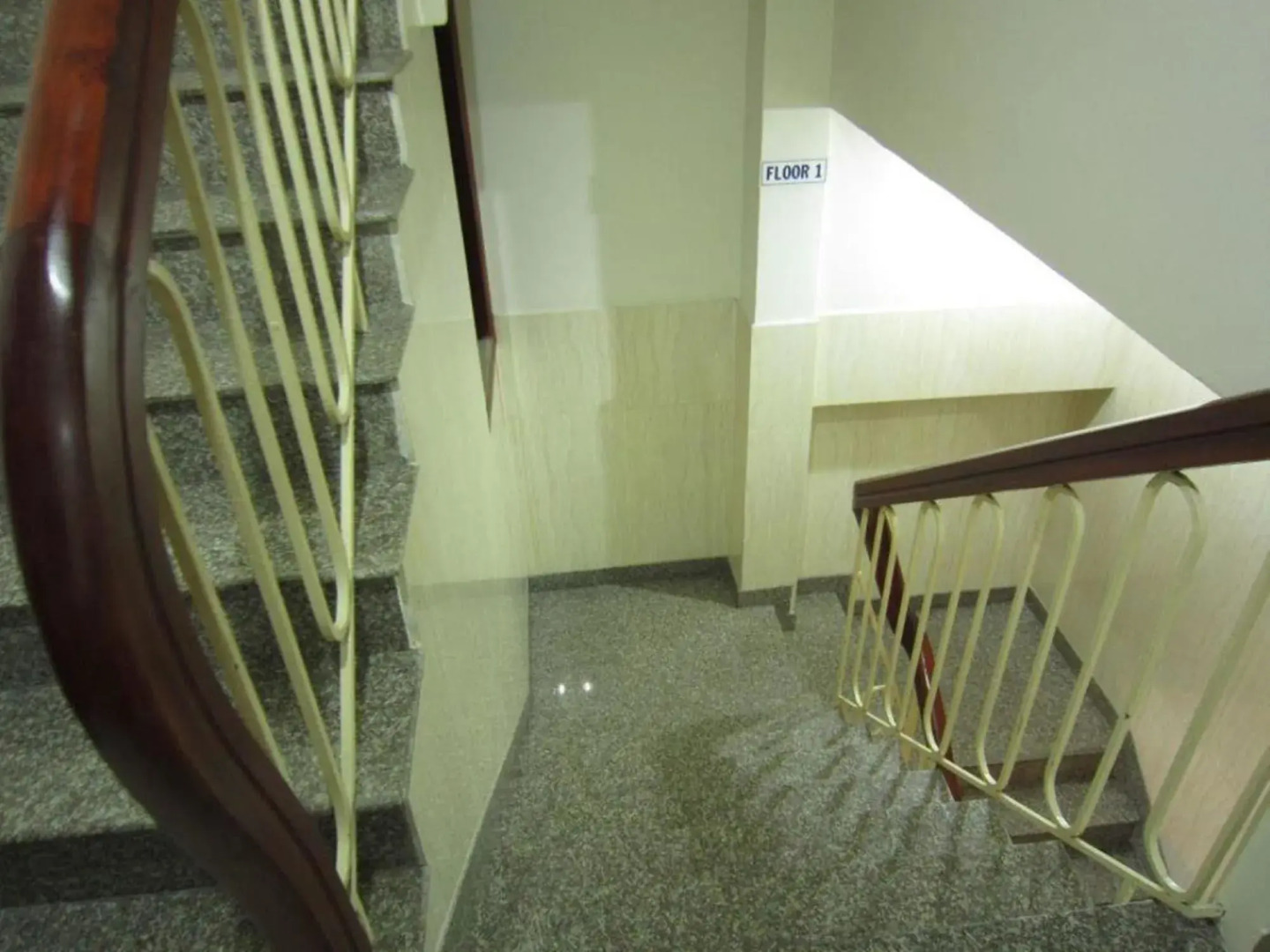 Photo - Hoang Hoang Hotel (Bloom 3)