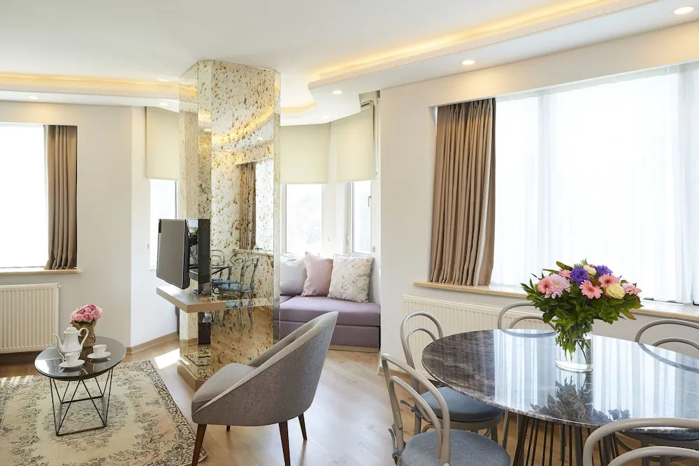 Foto - All Seasons Suites
