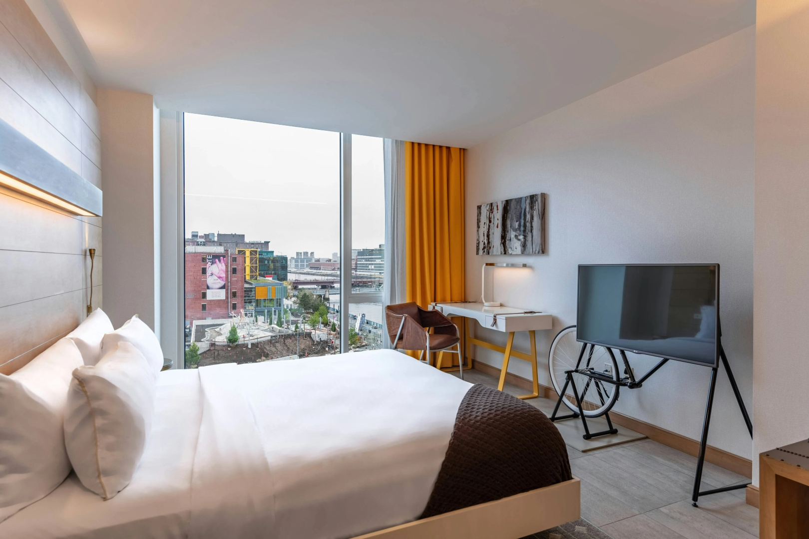 Photo - The Envoy Hotel, Autograph Collection