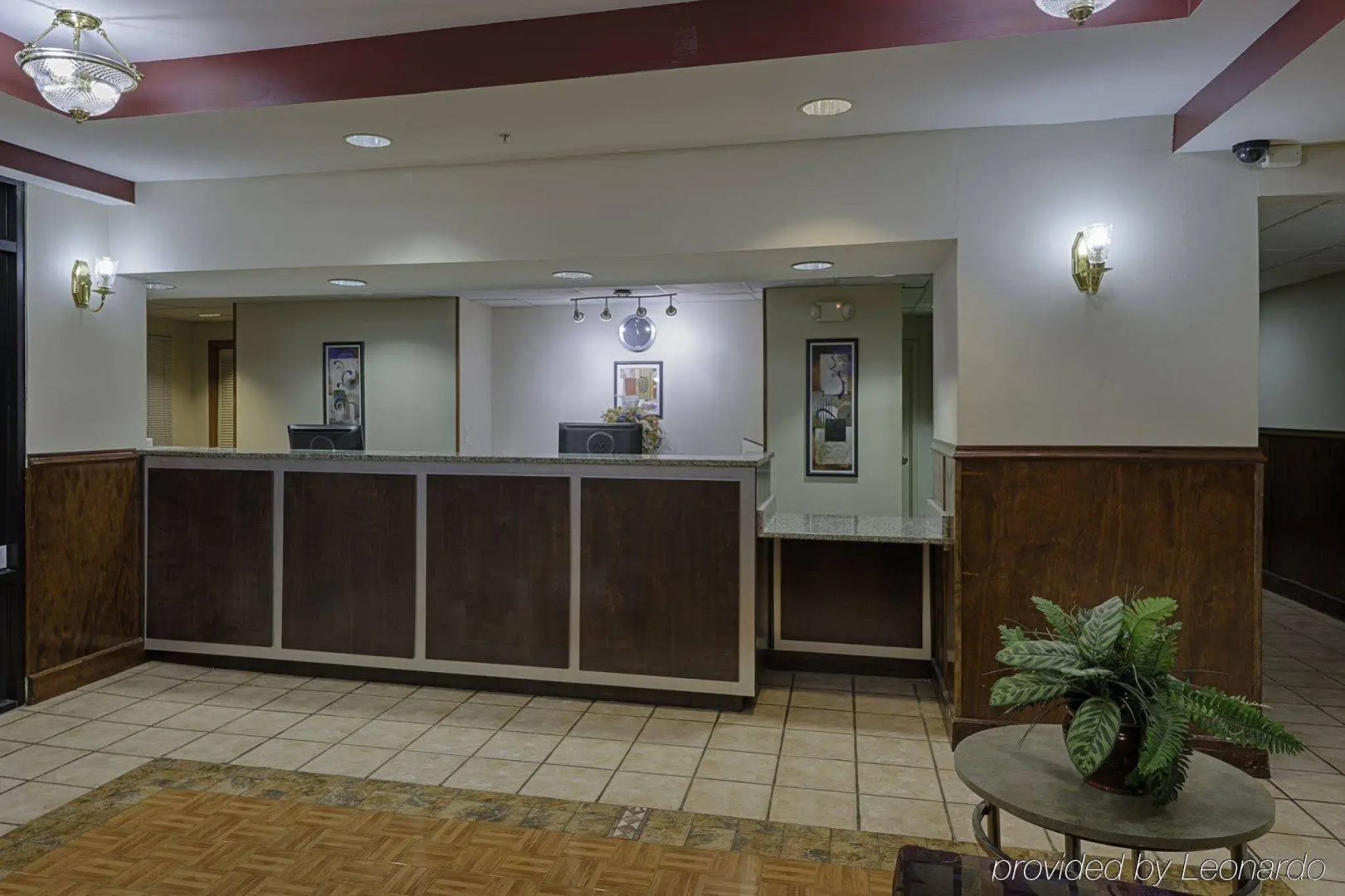 Photo - Red Roof Inn & Suites Savannah Airport