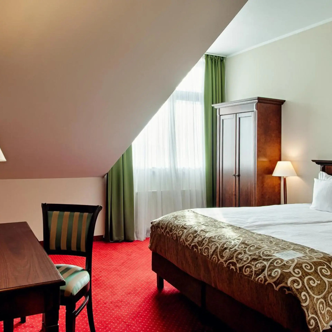 Photo - Grand Royal Hotel
