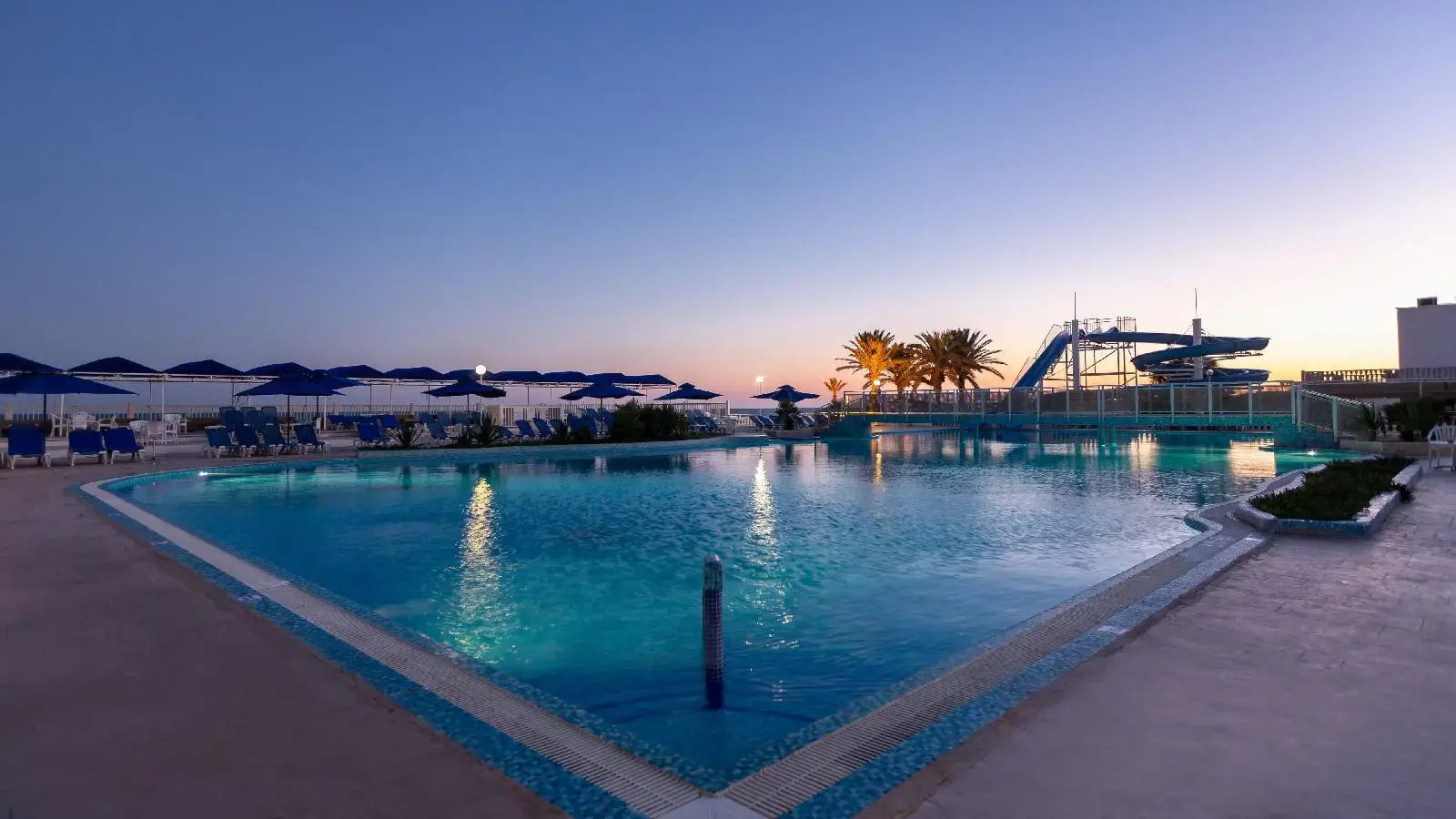 Photo - Hotel Samira Club - Caters to Couples