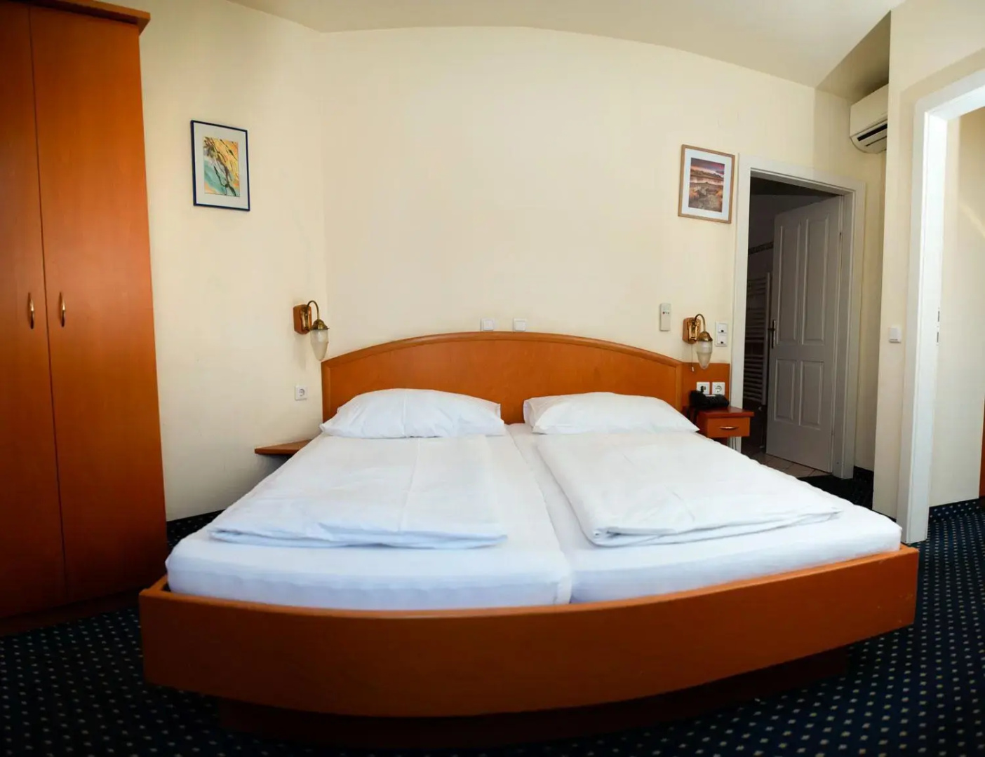 Photo - SUITE HOTEL 900m ZUR OPER
