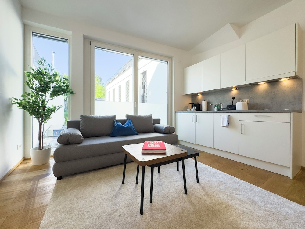 Photo - Hillside Living Vienna