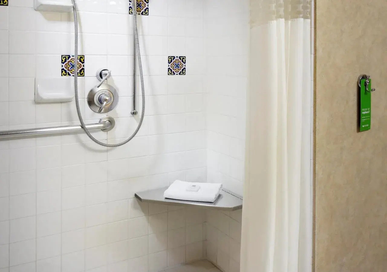 Photo - Hampton Inn San Diego Del Mar