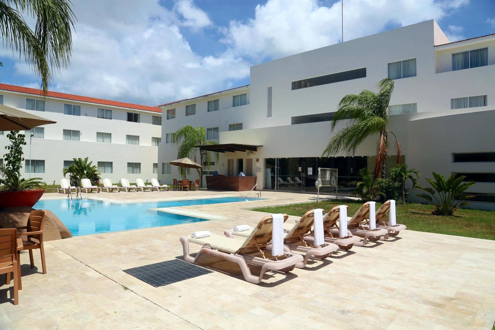 Foto - Courtyard by Marriott Hotel
