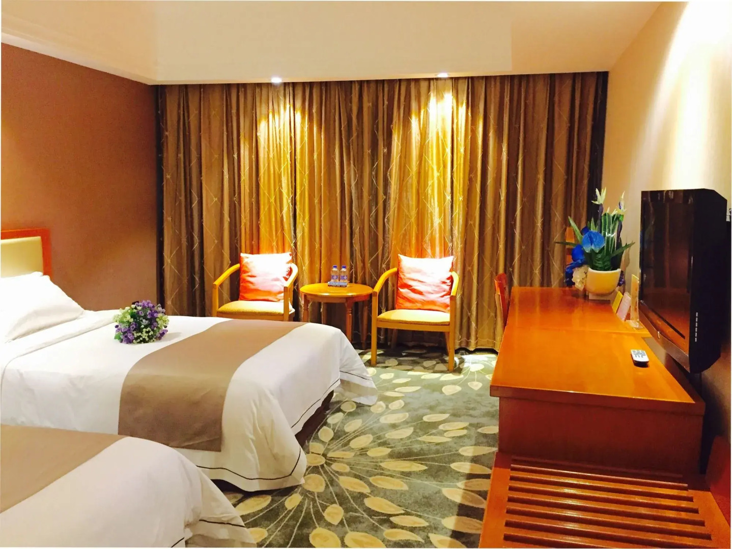 Foto - Shenzhen Kaili Hotel, Guomao Shopping Mall