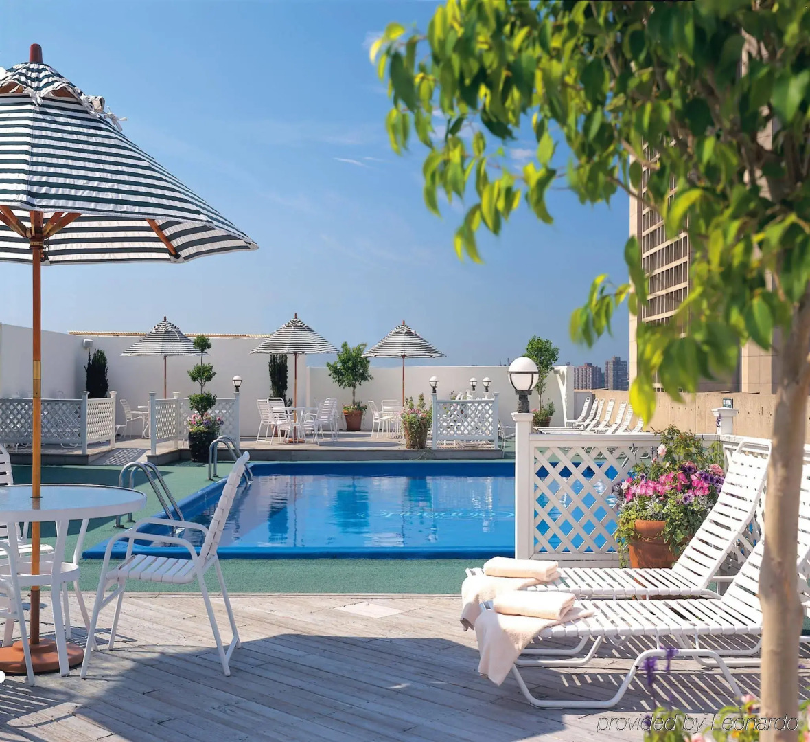 Photo - The Colonnade Hotel