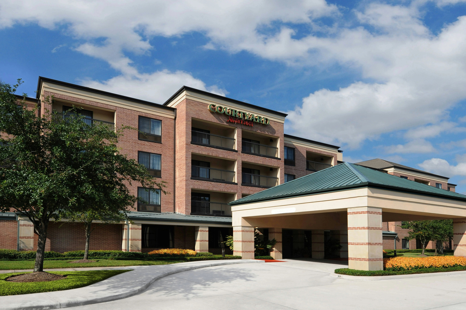 Photo - Courtyard by Marriott Houston Northwest