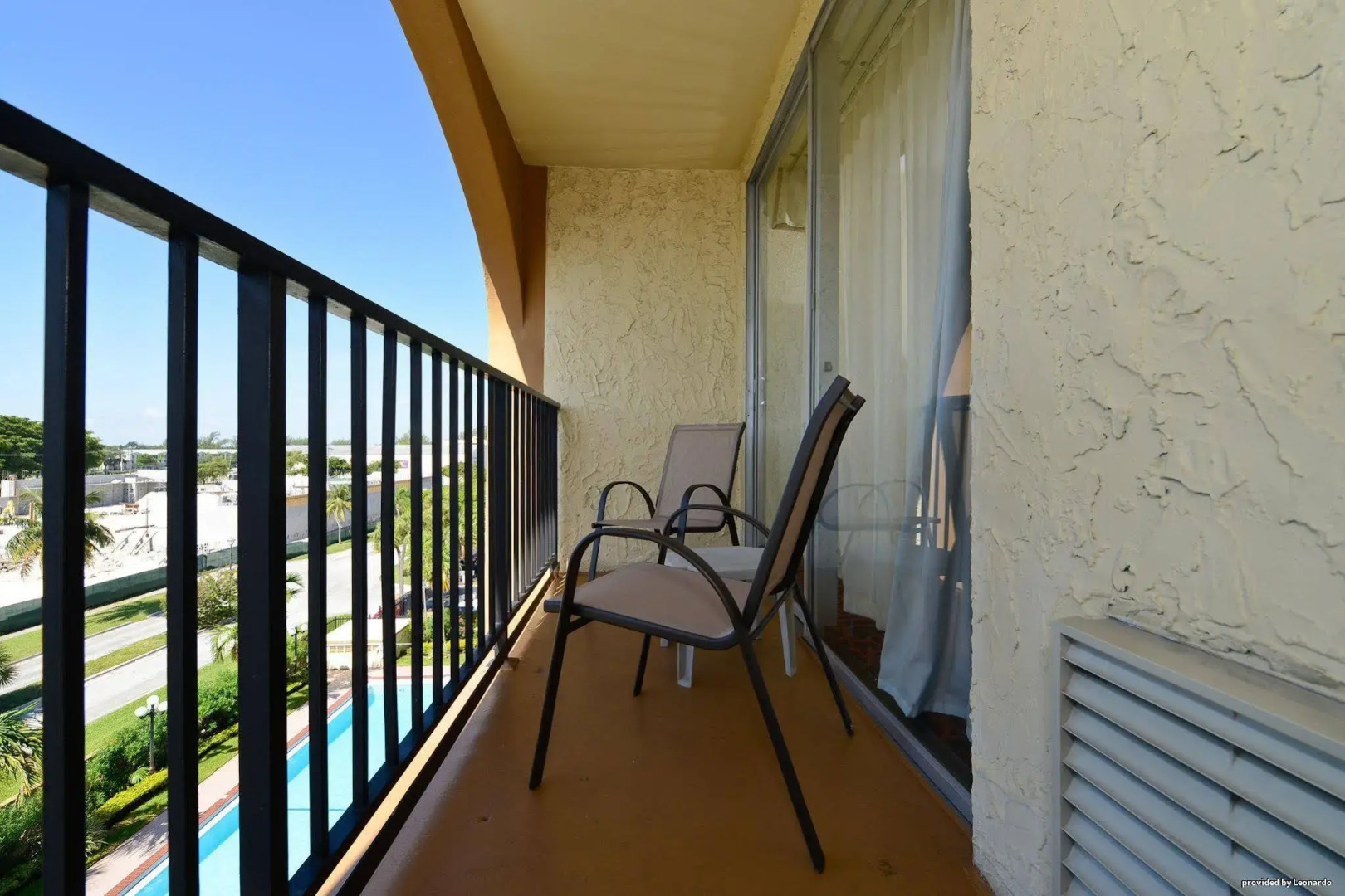 Photo - Best Western Plus North Miami-Bal Harbour