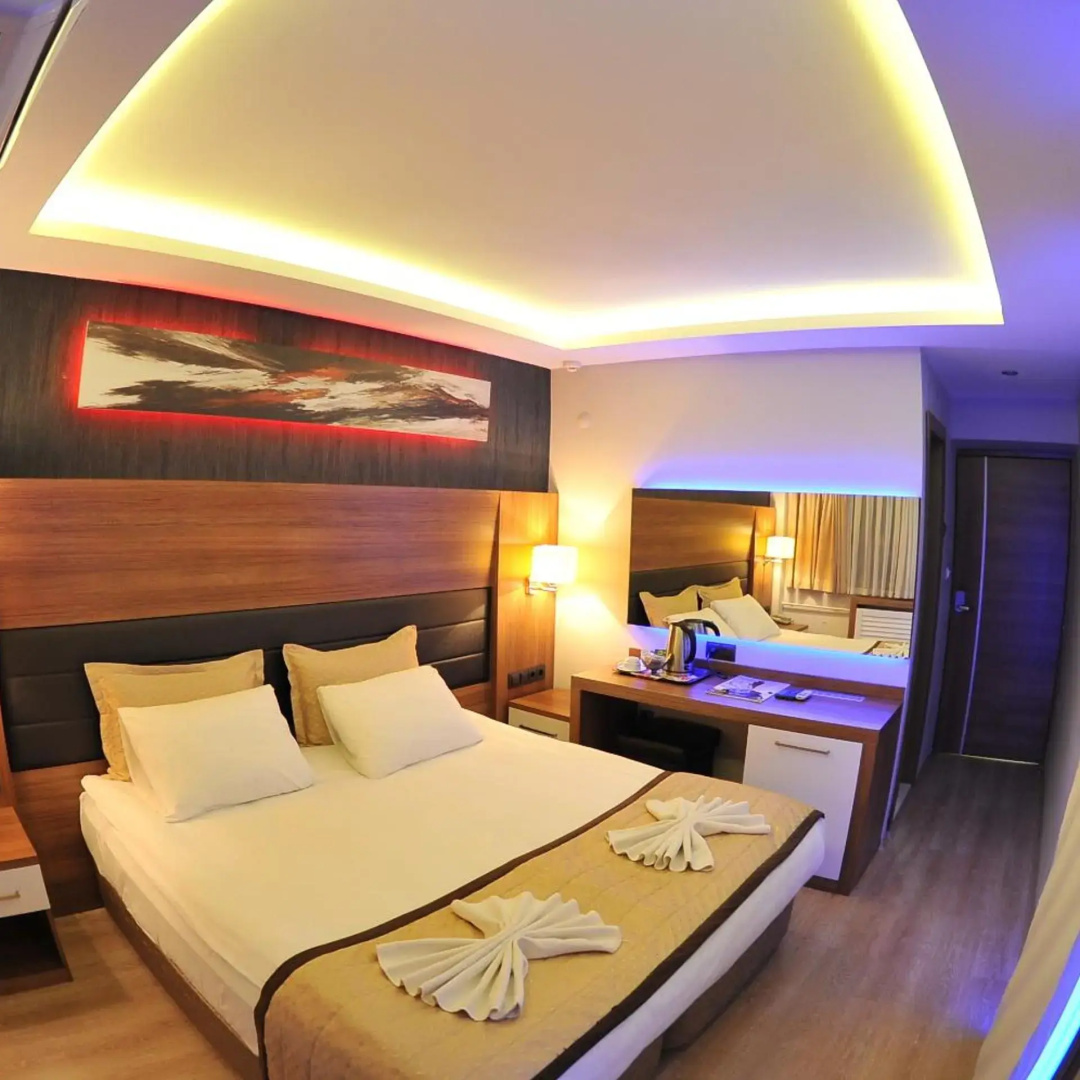 Foto - İzmir Otel Kabaçam