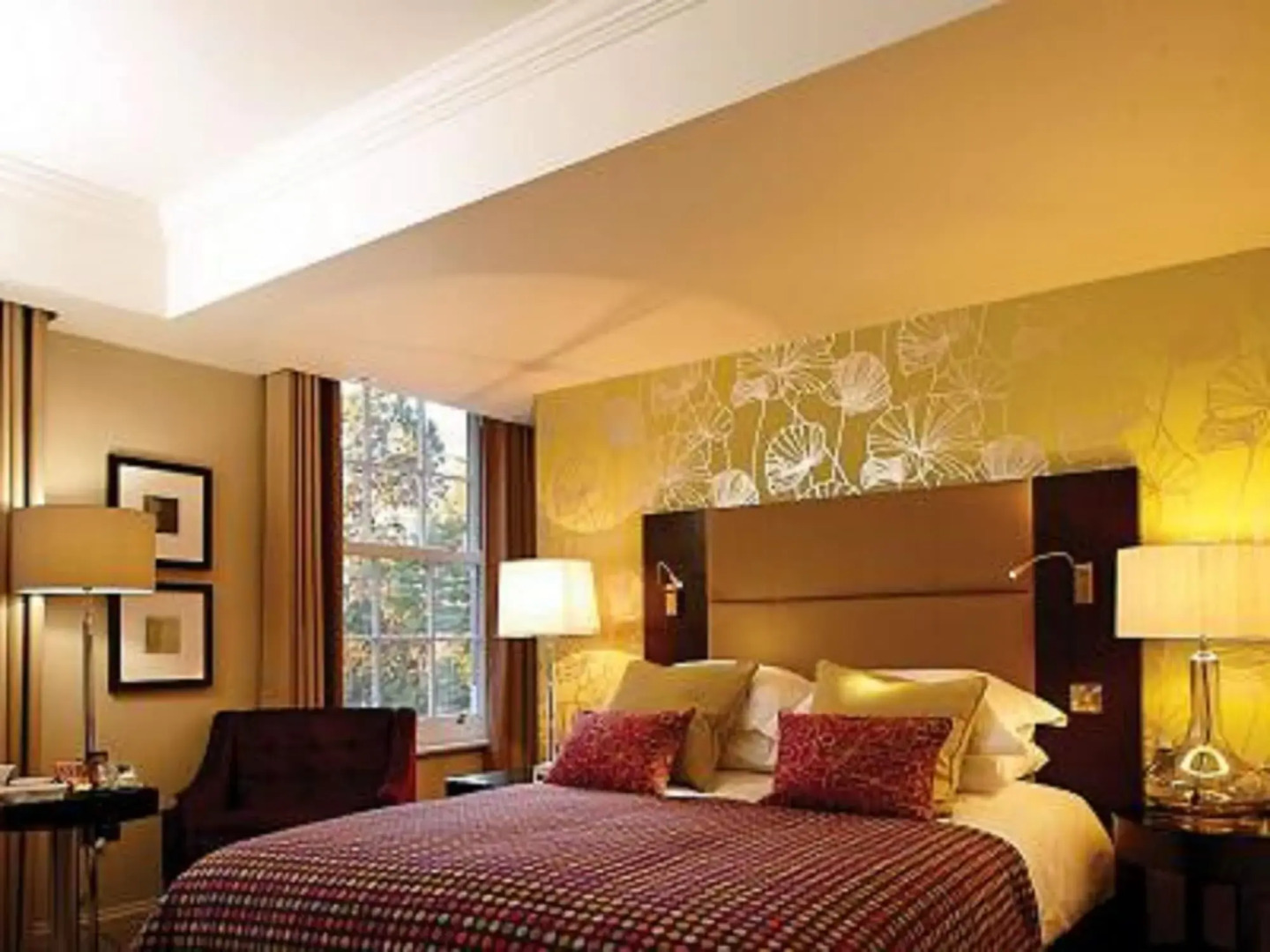 Photo - The Lensbury Resort