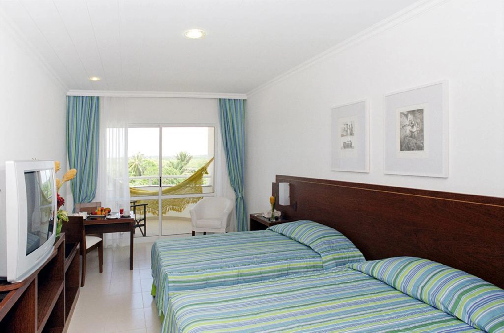 Bahia Plaza Hotel