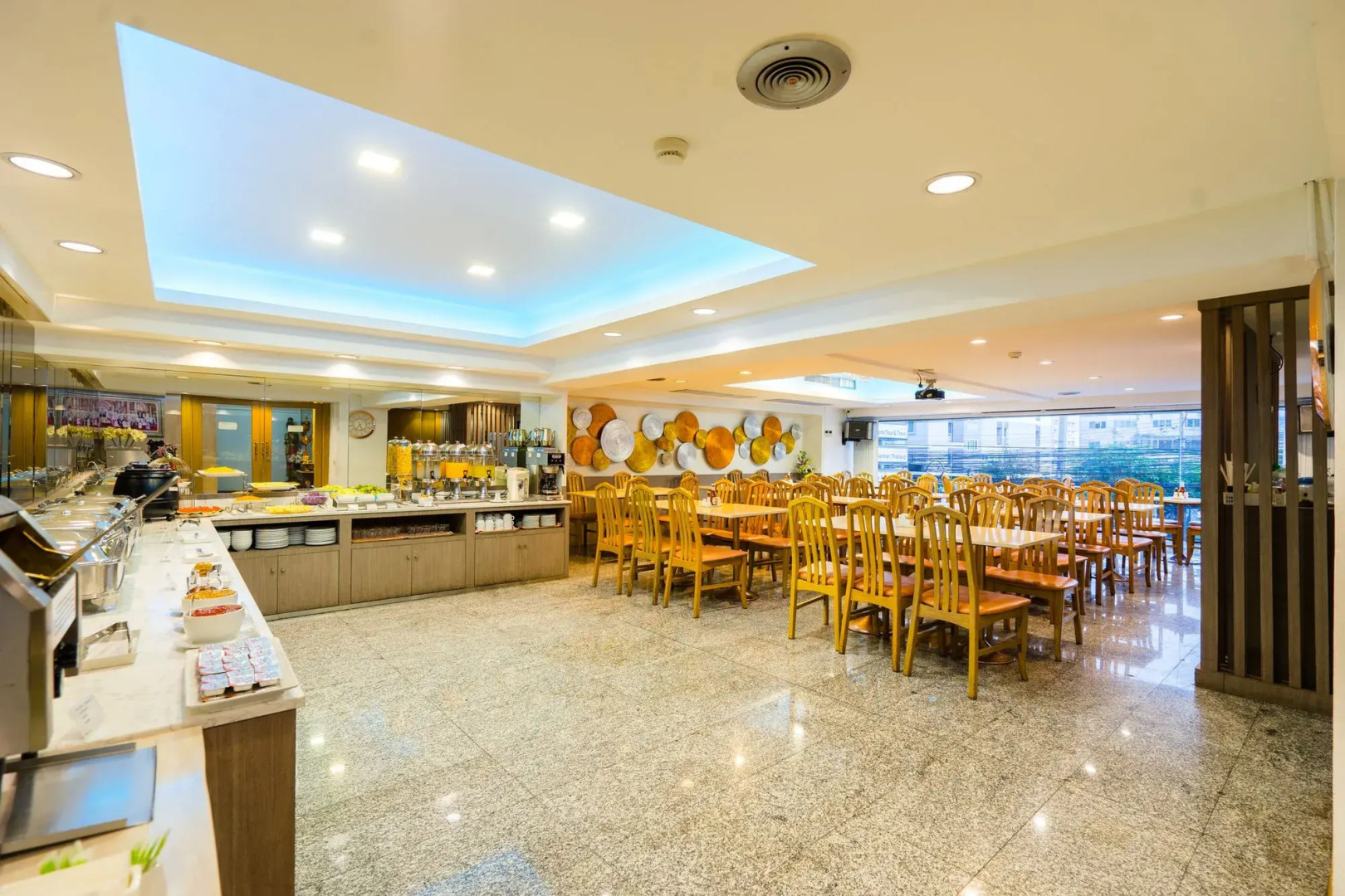 Photo - Samran Place Hotel