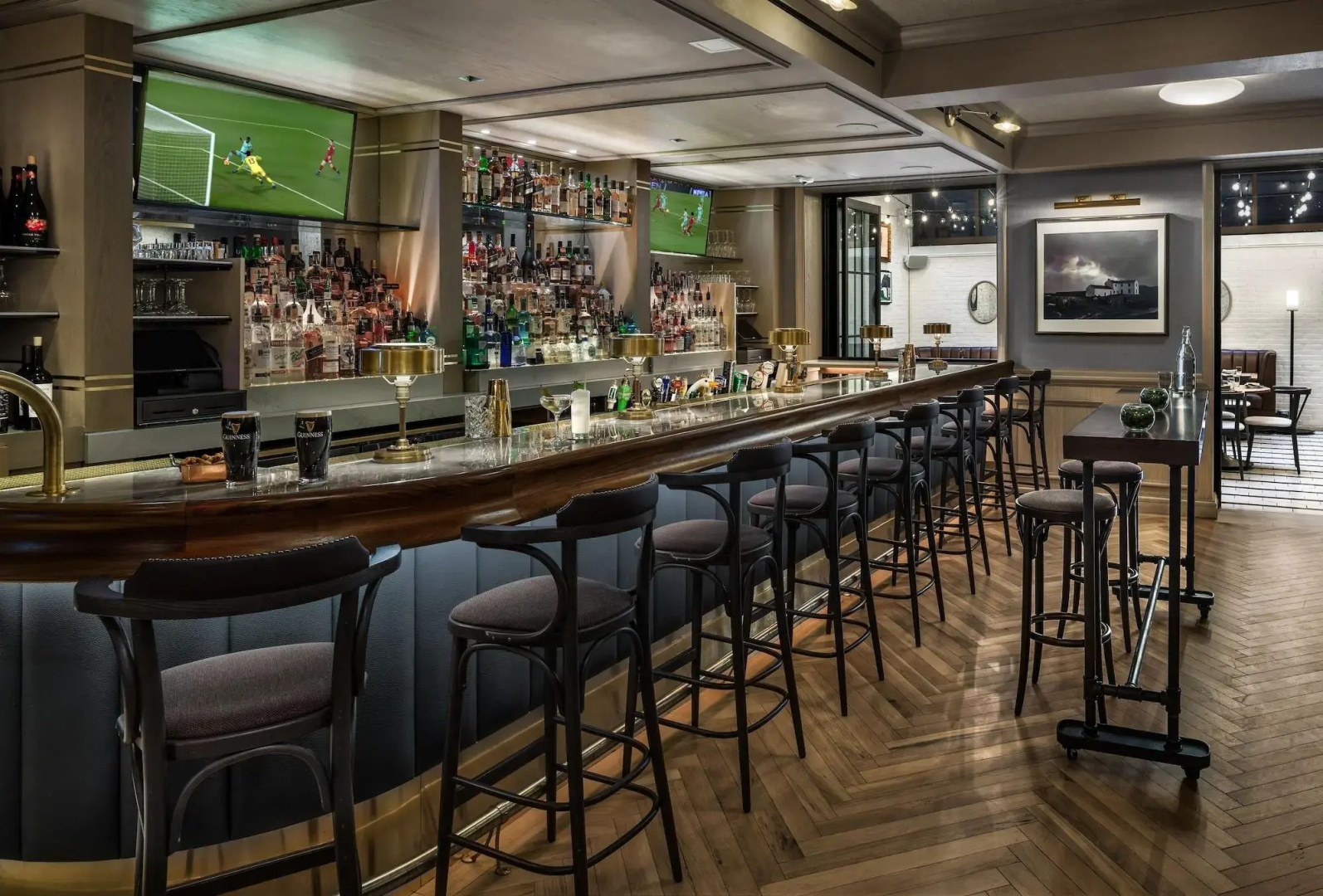 Photo - Merrion Row Hotel and Public House