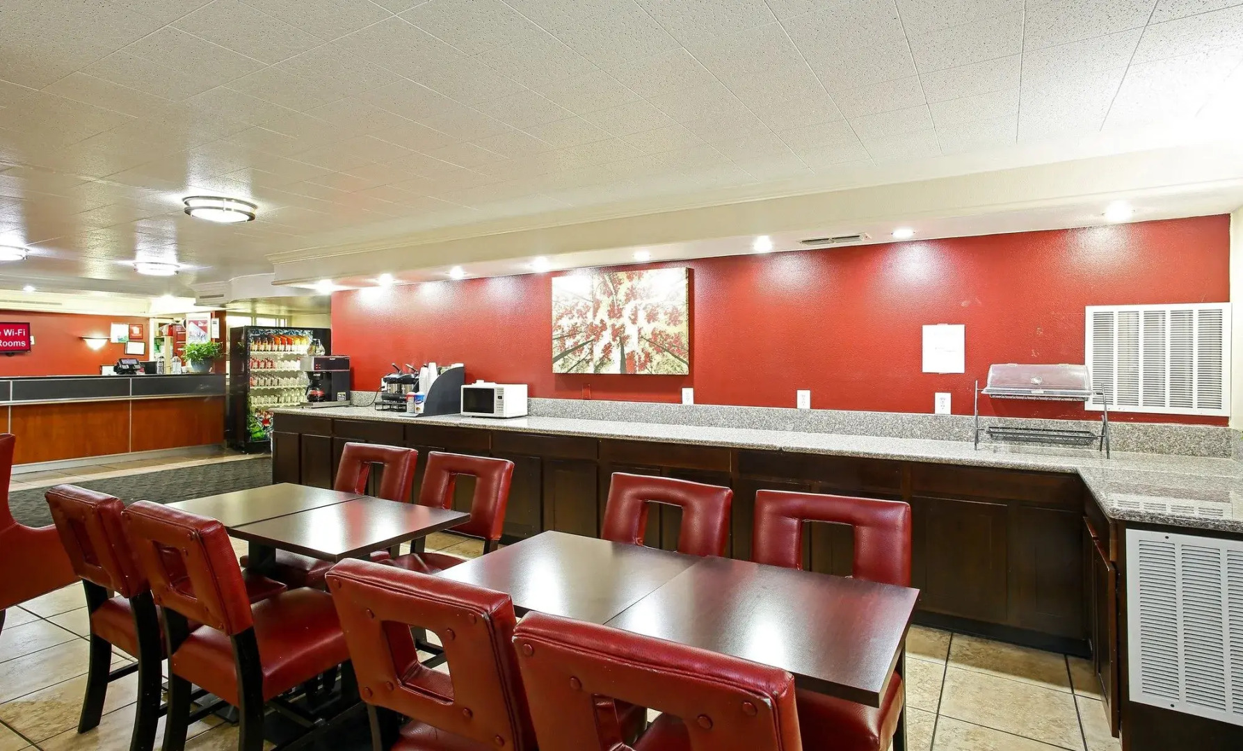 Photo - Red Roof Inn North Dallas - Park Central