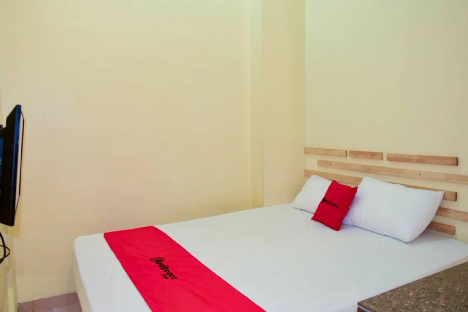 Foto - RedDoorz near Mangga Dua Square