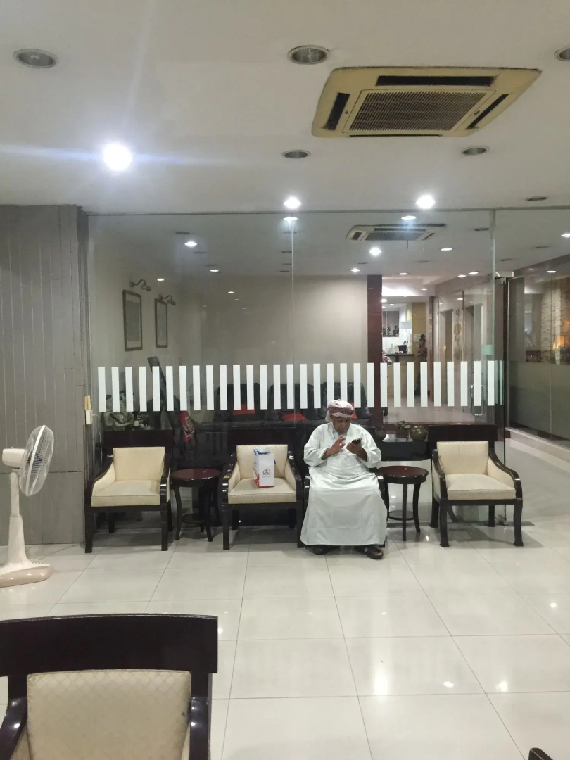 Photo - Mall Suites Hotel