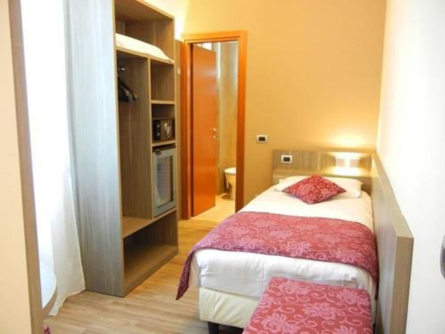 Photo - Delle Nazioni Milan Hotel