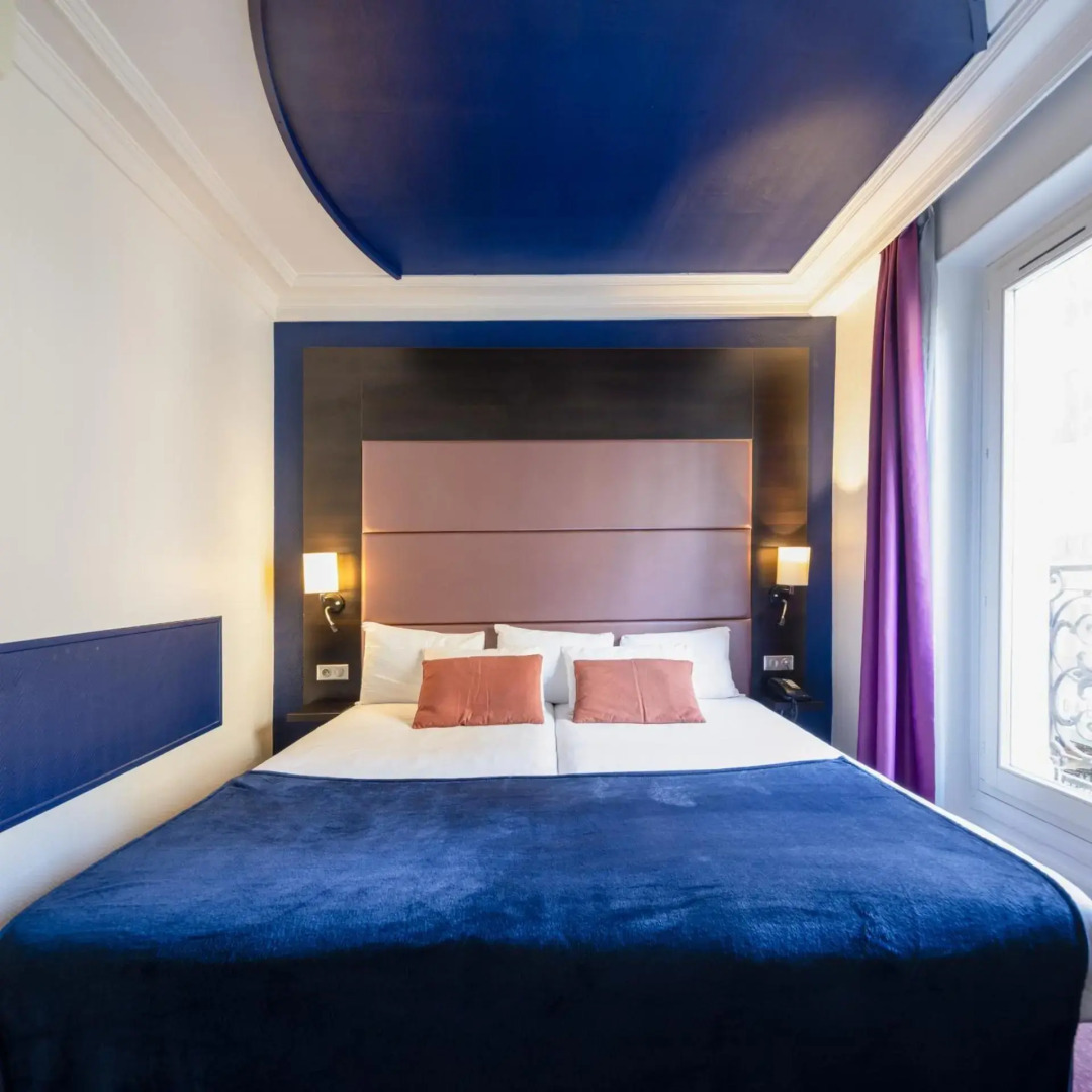 Foto - Accueil Hôtel Paris Pigalle Montmartre - Hôtel rénové