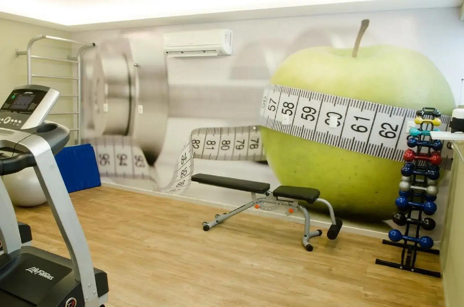 Photo - Ímpar Suítes Expominas