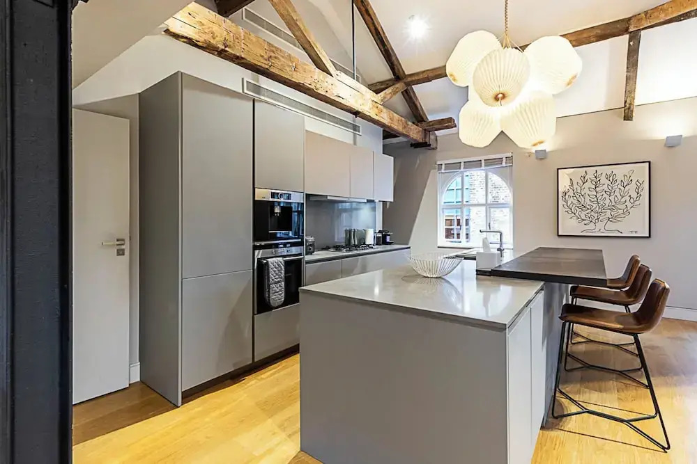 Foto - Pepys House A Modern Touch of History