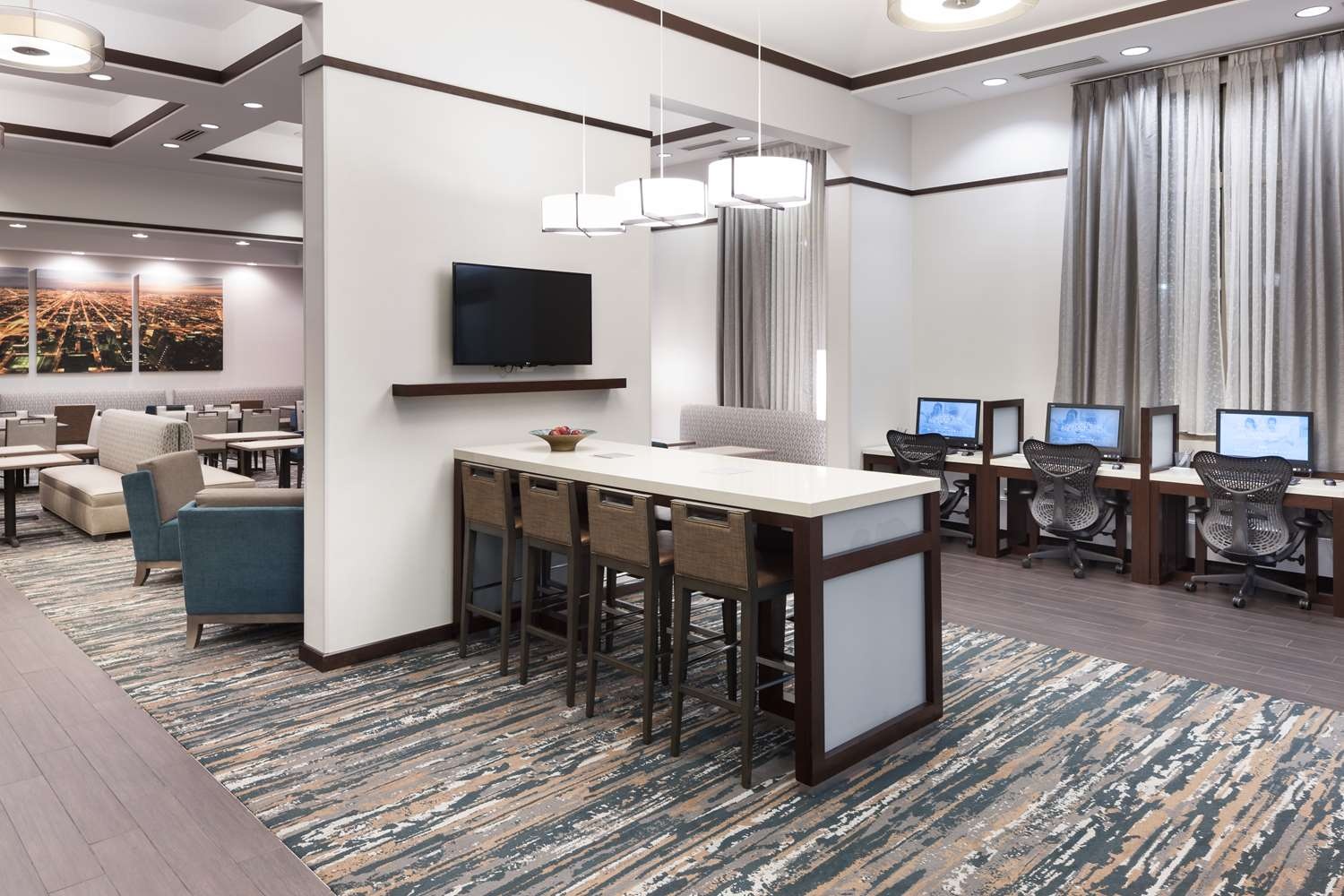 Photo - Hampton Inn & Suites Chicago-North Shore/Skokie