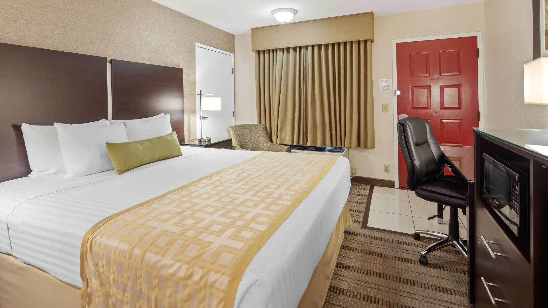 Foto - Best Western Pasadena Royale Inn & Suites