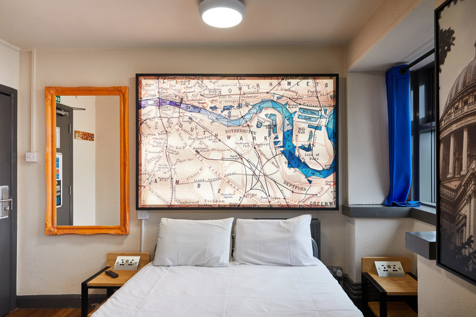 Photo - St Christopher's Inn Shepherd's Bush