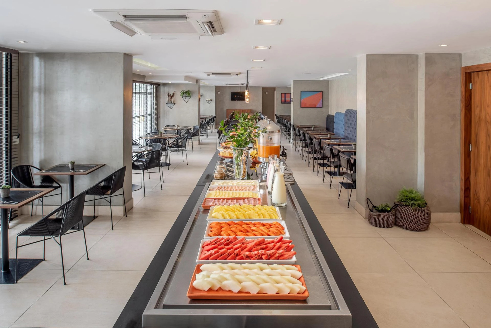 Photo - Intercity Curitiba Centro Cívico